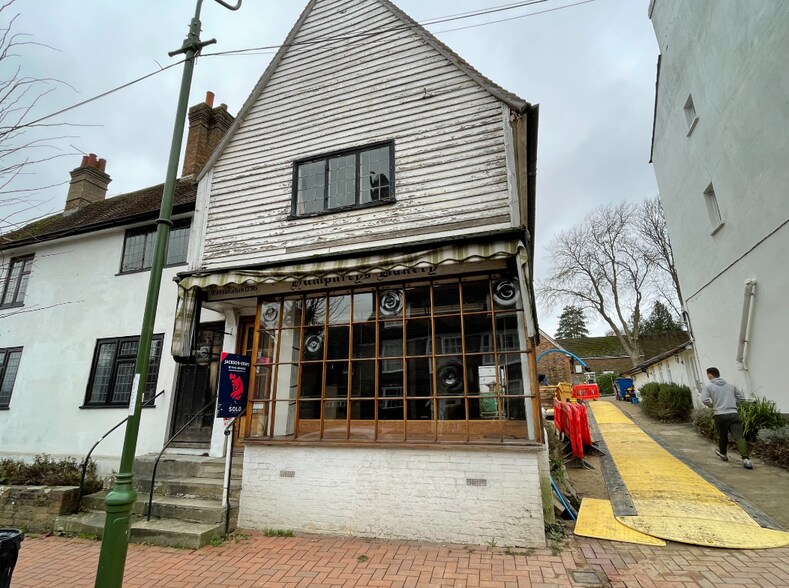 65 High St, Haywards Heath for sale - Primary Photo - Image 1 of 1