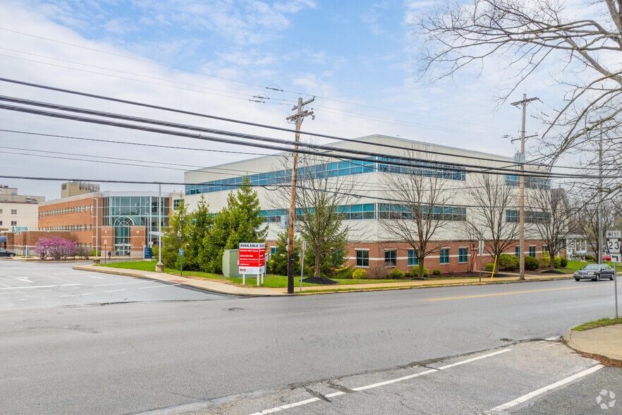 824 Main St, Phoenixville, PA to rent - Building Photo - Image 2 of 6