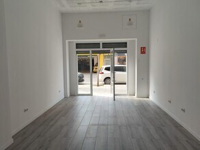 Retail in Martorell, Barcelona to rent Interior Photo- Image 2 of 7