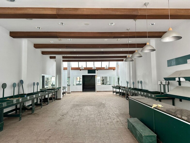 Rúa Andrés Gaos, 24, A Coruña, La Coruna to rent - Building Photo - Image 3 of 13