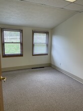 600 Prestige Park Dr, Hurricane, WV for rent Interior Photo- Image 1 of 4