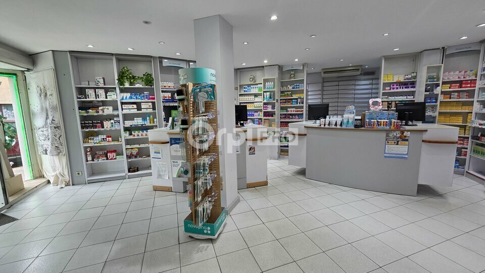 Retail in La Seyne-sur-Mer for sale - Interior Photo - Image 3 of 5
