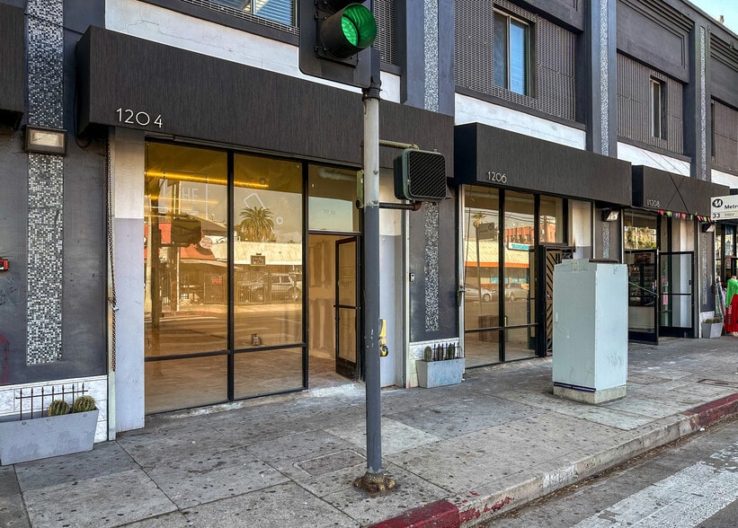 1200-1204 Venice Blvd, Los Angeles, CA for rent - Building Photo - Image 3 of 9