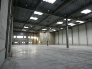 Industrial in Combs-la-Ville to rent Interior Photo- Image 1 of 2