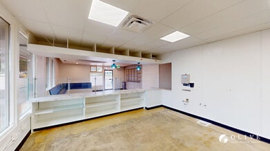 4935 Centennial Blvd, Colorado Springs, CO to rent Interior Photo- Image 2 of 8