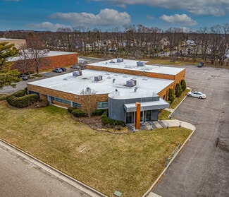 More details for 8400 New Horizons Blvd, Amityville, NY - Office for Sale