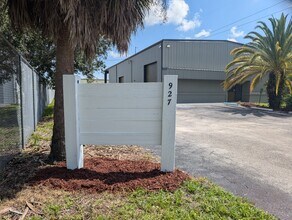 927 NE 24th Ln, Cape Coral, FL for sale Building Photo- Image 1 of 21