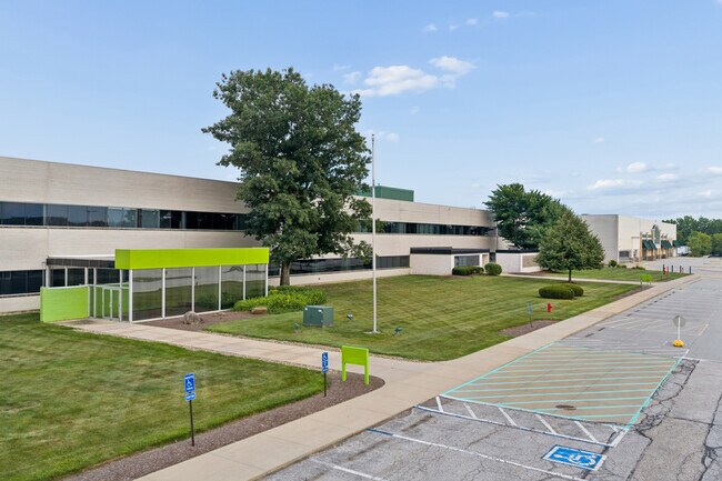 More details for 5455-5555 Darrow Rd, Hudson, OH - Industrial to Rent