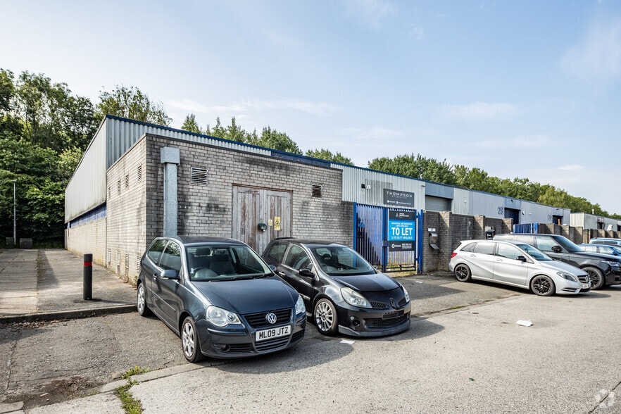 Arkwright Rd, Runcorn to rent - Building Photo - Image 1 of 8