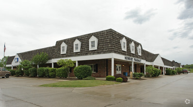 10756-10800 Kinsman Rd, Newbury, OH for sale Primary Photo- Image 1 of 1