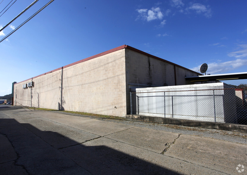 800 Noble St, Anniston, AL for sale - Building Photo - Image 1 of 1