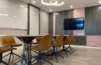 5 Tidal Basin Rd, London to rent Interior Photo- Image 2 of 2