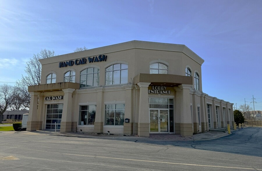 1215 N Rand Rd, Des Plaines, IL to rent - Building Photo - Image 1 of 9