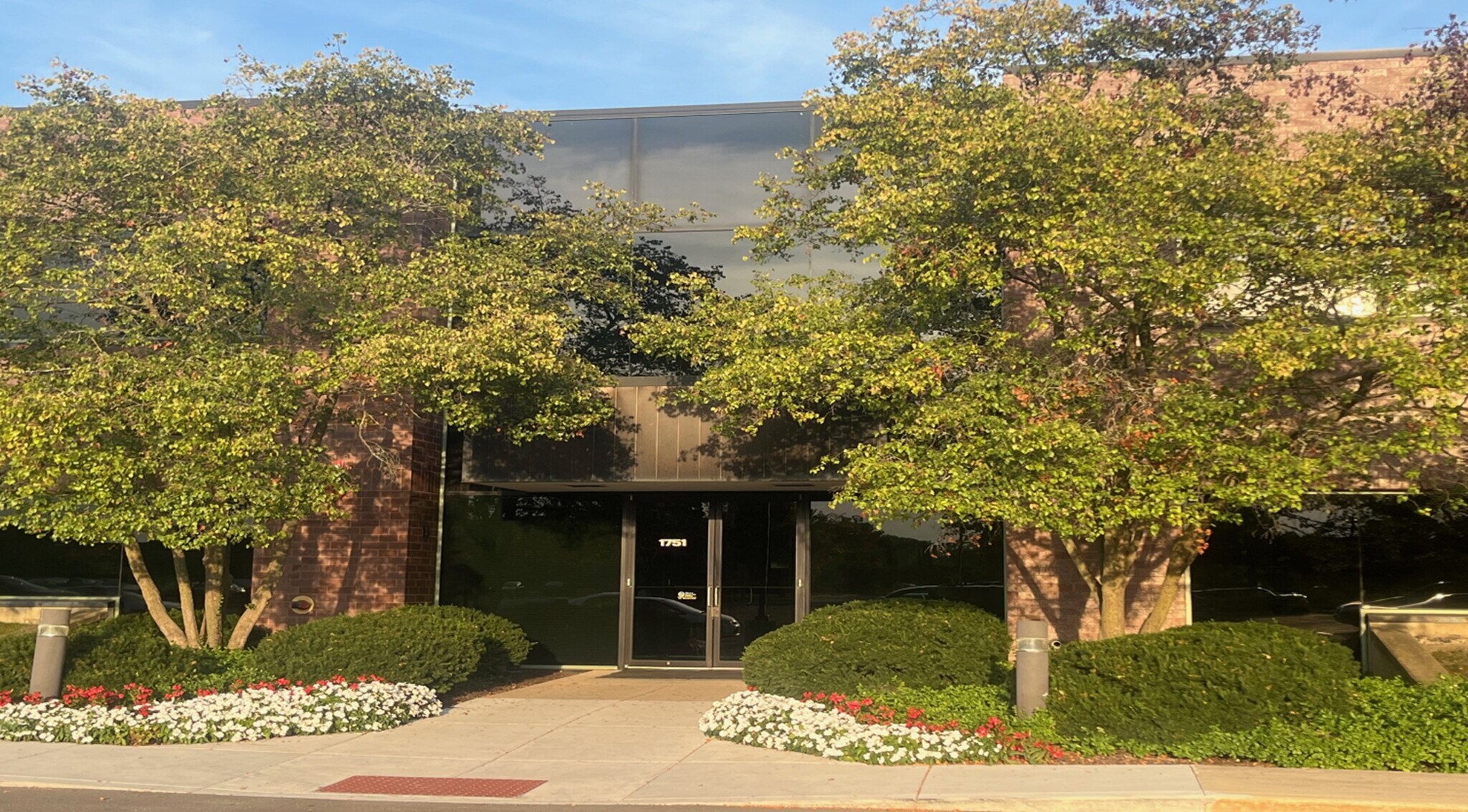 1751 S Naperville Rd, Wheaton, IL to rent Building Photo- Image 1 of 10