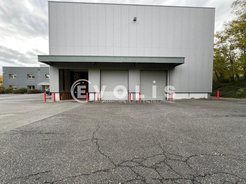 471 Rue Louis Arnal, Lozanne to rent - Building Photo - Image 1 of 17