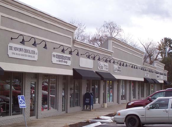 71 S Main St, Newtown, CT for rent - Building Photo - Image 3 of 7