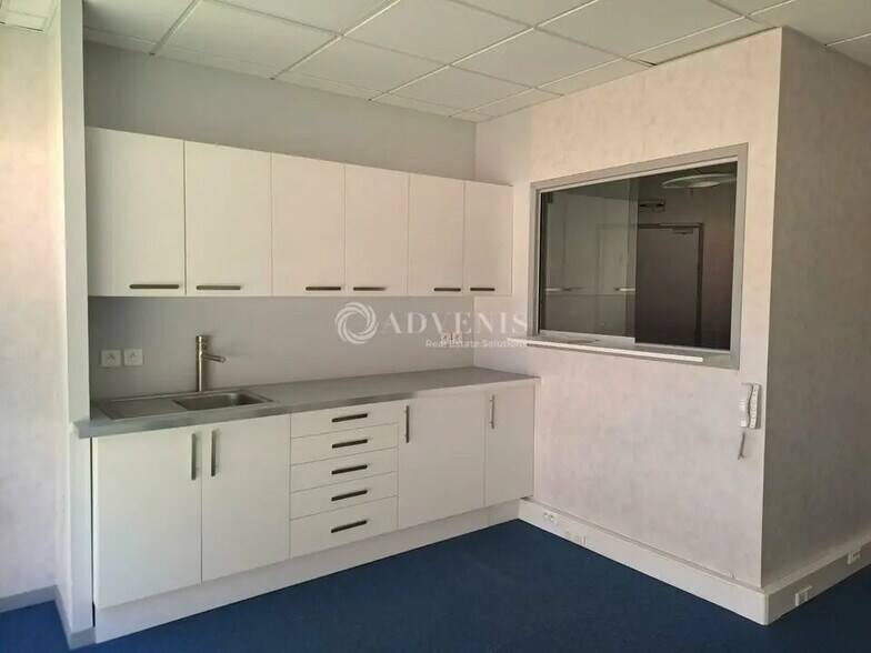 Office in Carquefou to rent - Interior Photo - Image 2 of 5