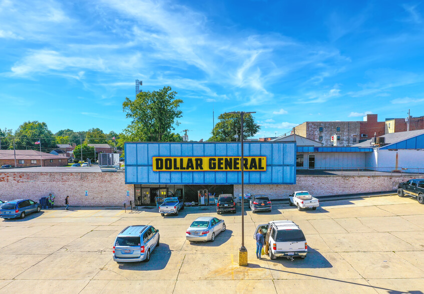 25 Old Capitol Shopping Ctr, Vandalia, IL for sale - Building Photo - Image 1 of 1