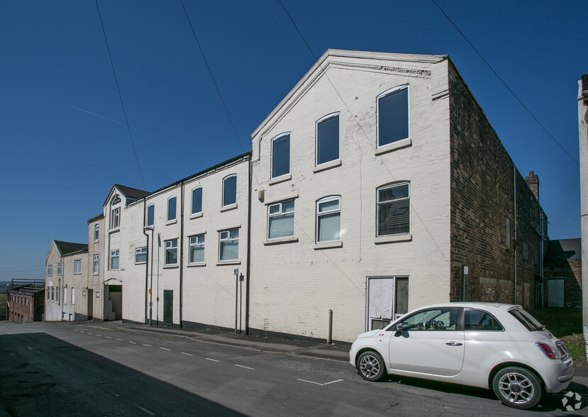 Festing St, Stoke On Trent for rent - Building Photo - Image 3 of 4