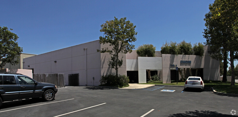 15841 Business Center Dr, Irwindale, CA for sale - Primary Photo - Image 2 of 7