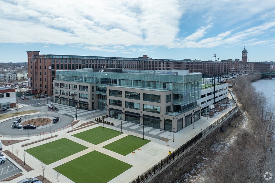 354 Merrimack St, Lawrence, MA to rent - Aerial - Image 1 of 42