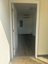 1244 Rt US 9 S, Ocean View, NJ to rent Interior Photo- Image 2 of 8