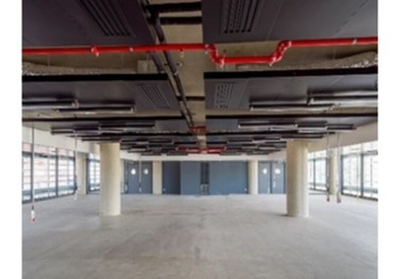 Office in Paris to rent - Interior Photo - Image 2 of 9