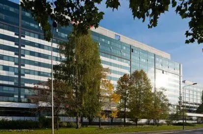 Office in Saint-Denis to rent Building Photo- Image 1 of 12