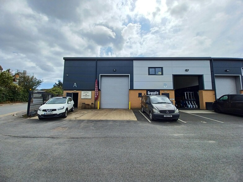 5A-5G Mannings Heath Rd, Poole for rent - Building Photo - Image 1 of 21