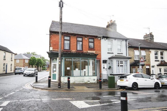 More details for 85 Shakespeare Rd, Gillingham - Retail to Rent