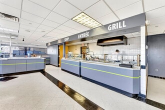 2200 Fletcher Ave, Fort Lee, NJ to rent Interior Photo- Image 1 of 2