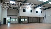 Industrial in Villepinte to rent - Building Photo - Image 3 of 33