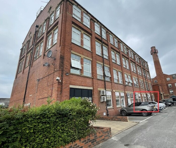 Suite 2 Peel Mills Commercial Street, Leeds to rent - Primary Photo - Image 1 of 8
