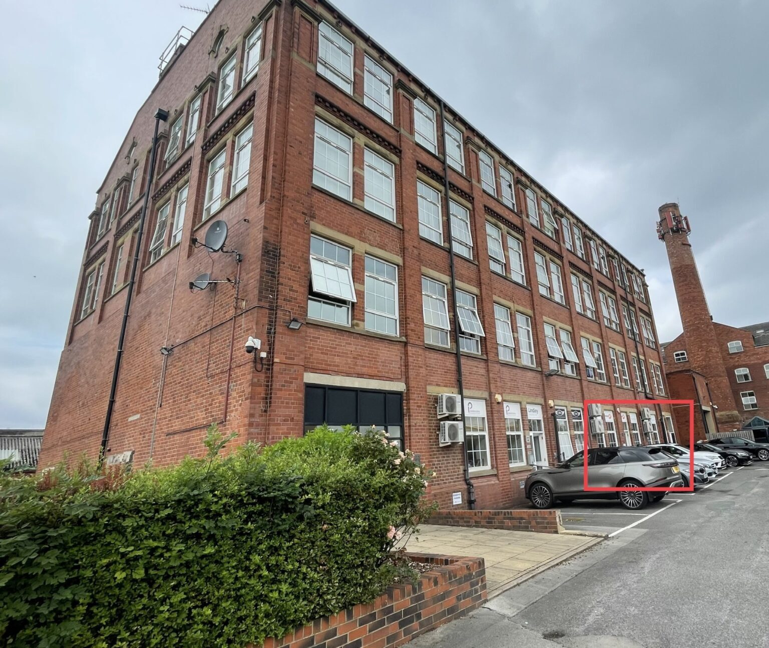 Suite 2 Peel Mills Commercial Street, Leeds to rent Primary Photo- Image 1 of 9