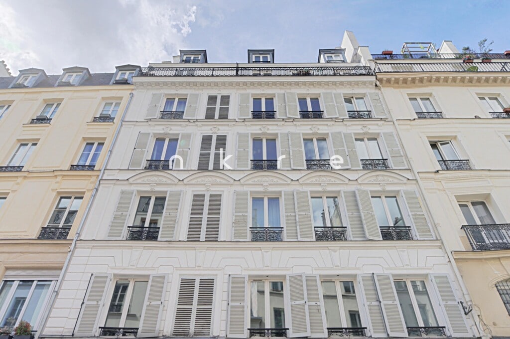 Location Bureaux 76 m² - Photo 1