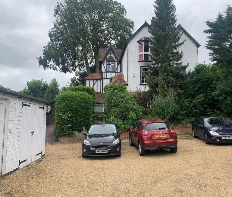 6 Sun Hl, Royston for sale Primary Photo- Image 1 of 1