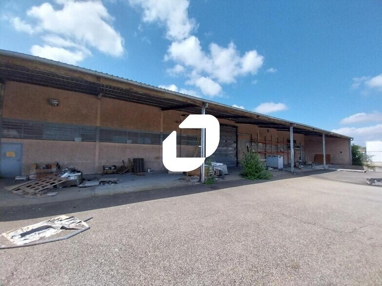 9003 Rue Jean Raymond Marmey, Jonage for sale - Building Photo - Image 2 of 17