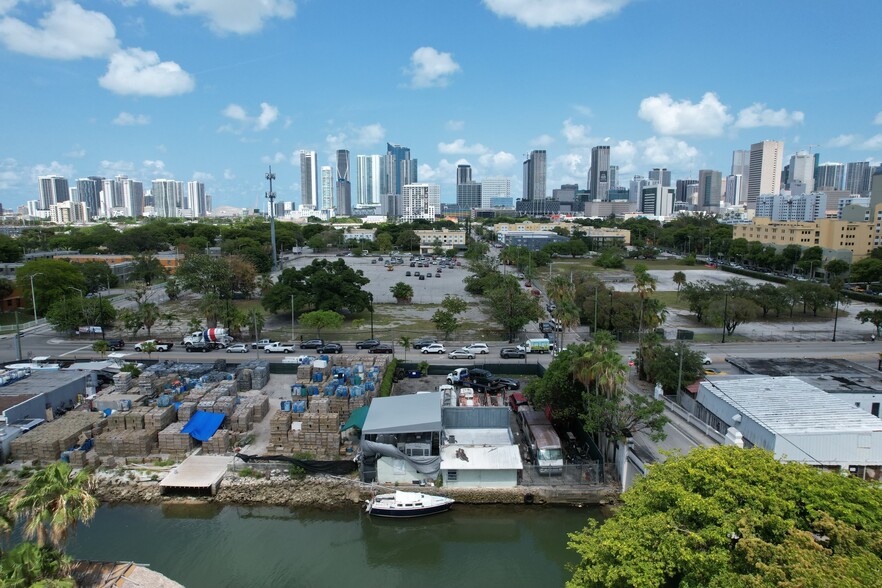 700 NW 7th Ave, Miami, FL for rent - Aerial - Image 3 of 6