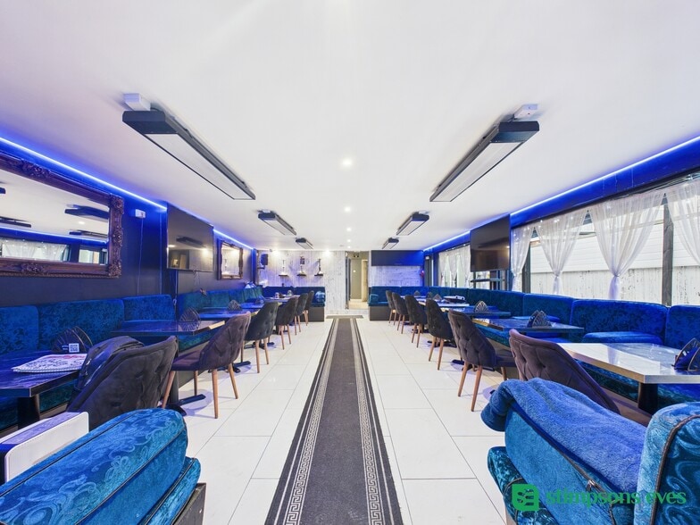 60 Bishopscote Rd, Luton to rent - Building Photo - Image 2 of 9