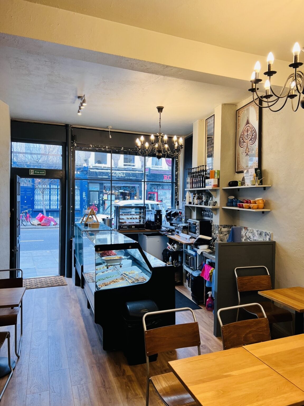 146 Bethnal Green Rd, London to rent Interior Photo- Image 1 of 3