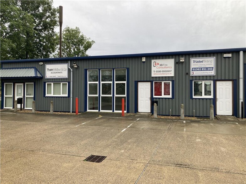 2 Collins Way, Dereham for sale - Primary Photo - Image 1 of 1