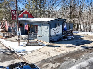 More details for 1774 Riverside Dr, Suamico, WI - Retail for Rent