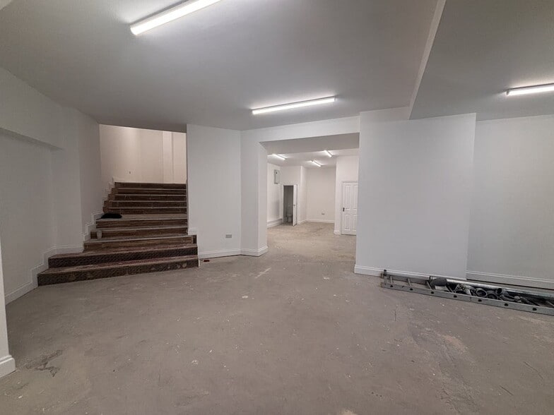 11-17A Imperial Arc, Brighton to rent - Building Photo - Image 2 of 8