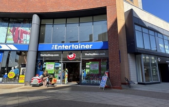 Eagles Meadow, Wrexham to rent Interior Photo- Image 1 of 1