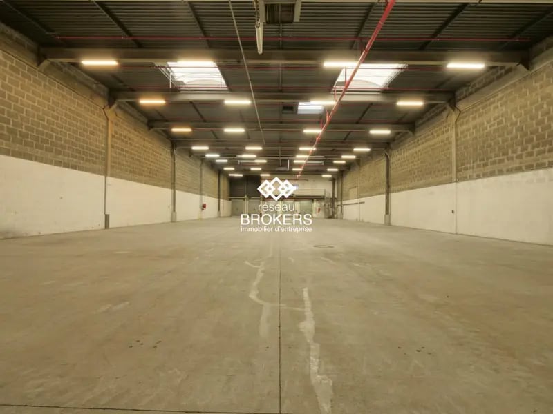 Industrial in Herblay to rent Interior Photo- Image 1 of 5