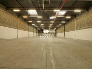 Industrial in Herblay to rent Interior Photo- Image 1 of 5