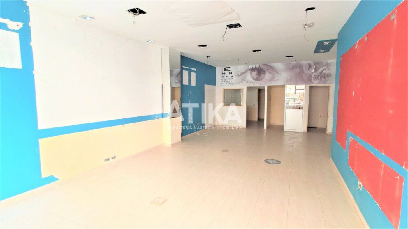 Retail in Ontinyent, Valencia to rent Interior Photo- Image 1 of 16