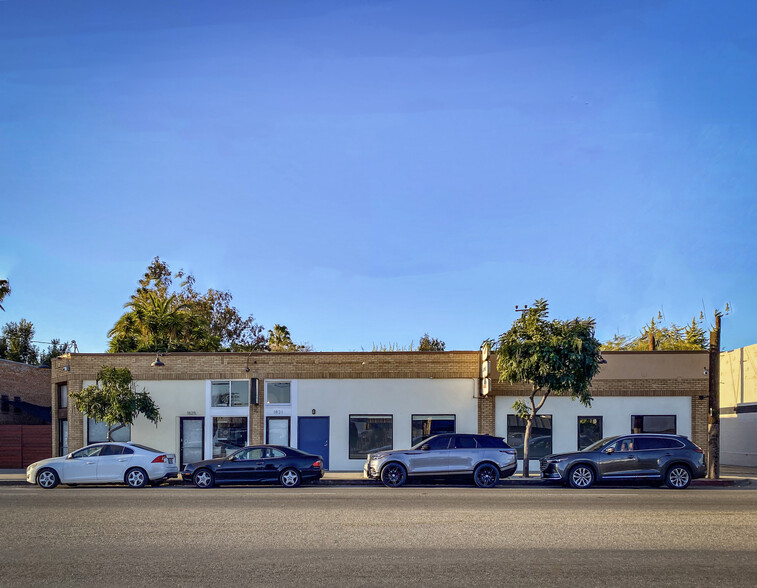 1813-1827 Lincoln Blvd, Venice, CA for rent - Building Photo - Image 2 of 12