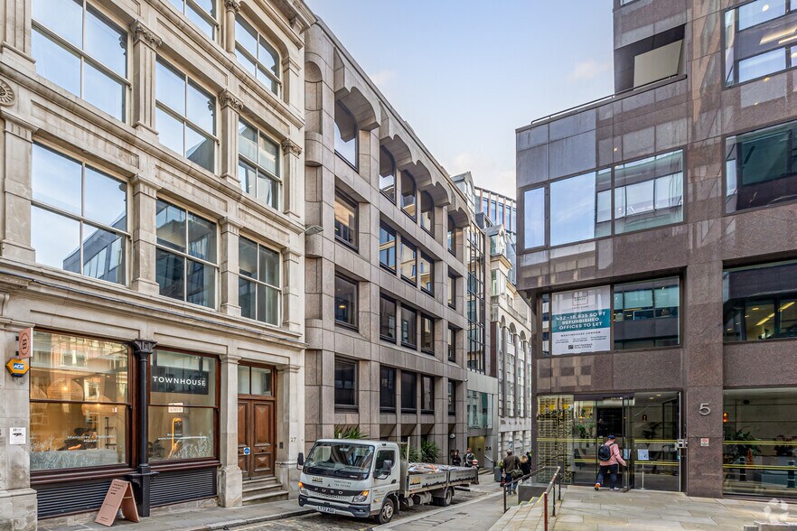 24 Martin Ln, London to rent - Building Photo - Image 3 of 5