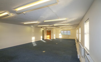 North Rd, Inverkeithing for rent Interior Photo- Image 1 of 3